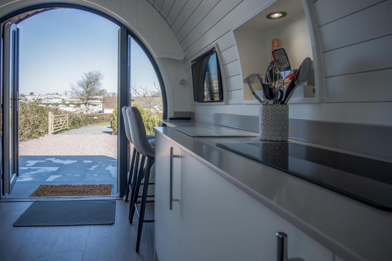 Bracken Burrows - 1 Bedroom Pod - New Hedges Exterior photo