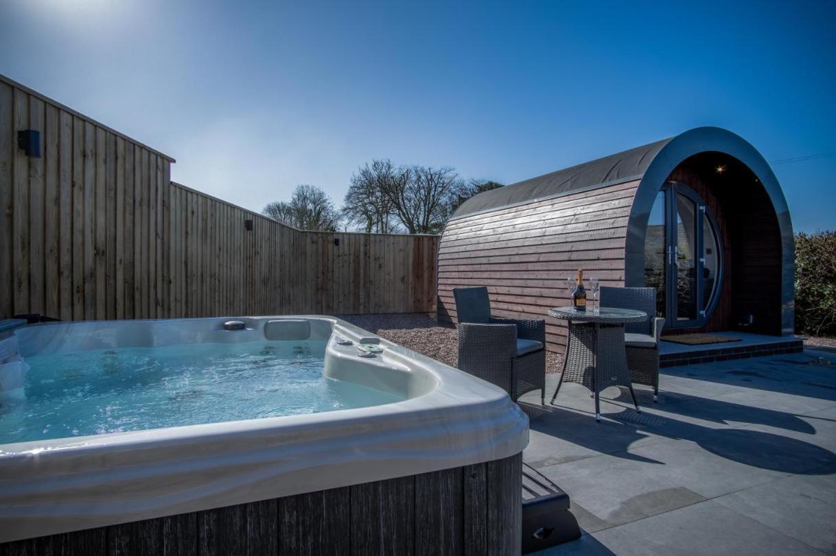 Bracken Burrows - 1 Bedroom Pod - New Hedges Exterior photo